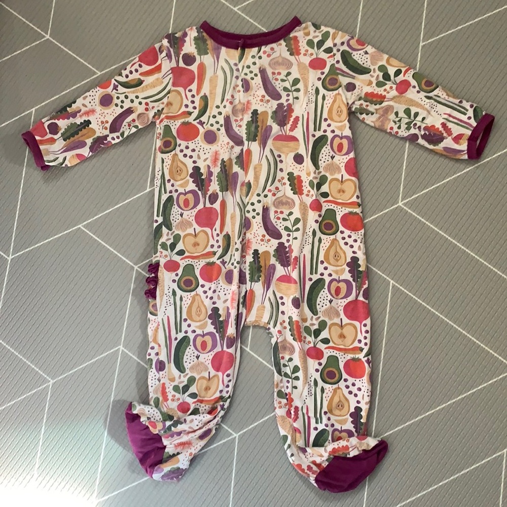 Magnetic Me Veggie footsie